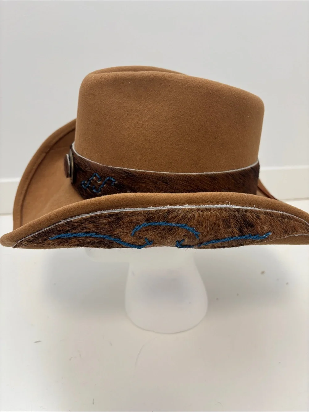 Women's Brown Felt Western Cowboy Hat with Embroidered Trim